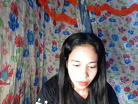 PinaySkinnyGirl: онлайн-секс-чат