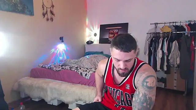 Chat XXX en directo de Tiberius_hunk