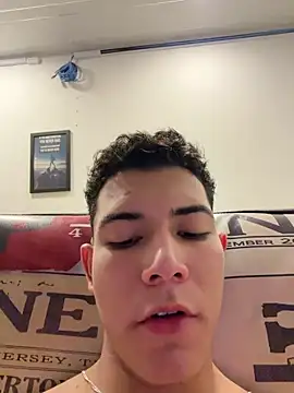 دردشة FireGuy_99 الجنسية المباشرة