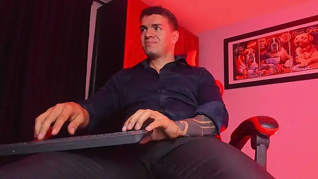 ALPHA_DOMINUS_ Live XXX Chat