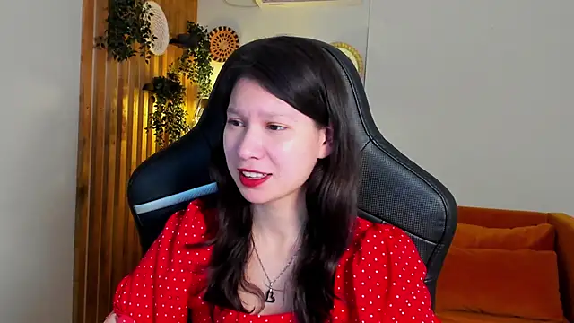 SaraDenarsのライブXXXチャット