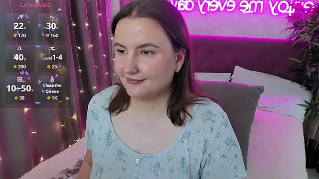 دردشة FeralPeach الجنسية المباشرة