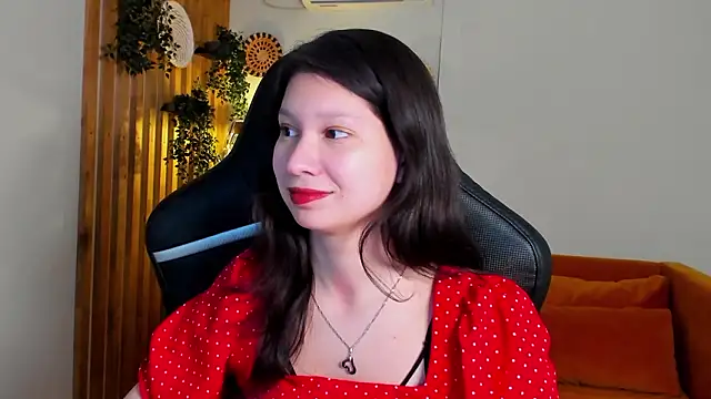 Chatroom XXX en direct de SaraDenars