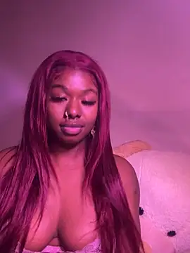 TinyBlazian901 élő XXX-chatje