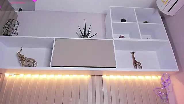 Pokazy przed kamerką – Zafiro11_