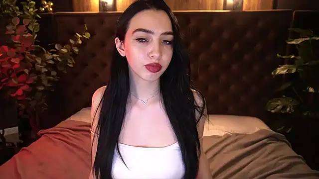 WildKittenX_ 即時 XXX 聊天