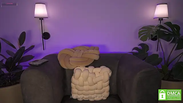 nyx_97 Adlı Modelin Canlı XXX Sohbeti