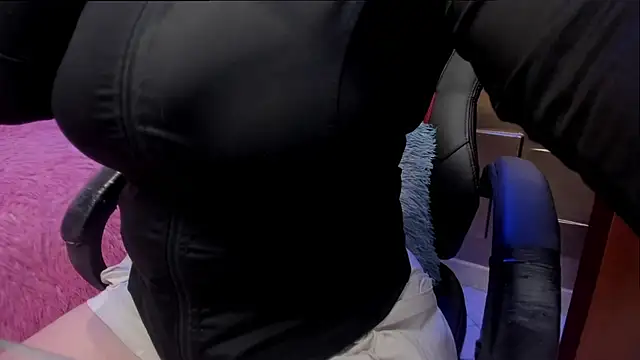 Nara_belen: онлайн-секс-чат