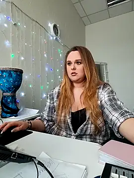 Juicy_PeachLux élő XXX-chatje