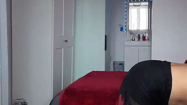 HotSpicyGujju Adlı Modelin Canlı XXX Sohbeti