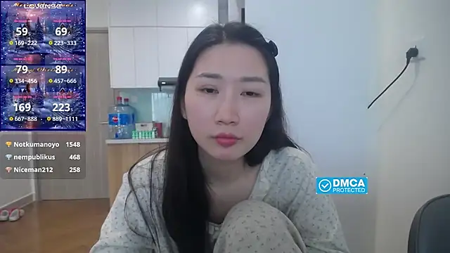 Asiagirll: онлайн-секс-чат