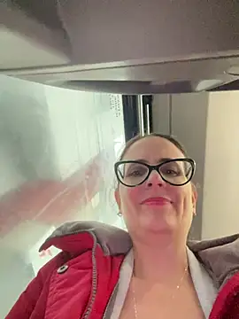 NataKitten Chat XXX in diretta