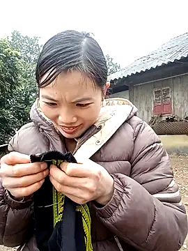 Chat +18 de ngan-cute ao vivo