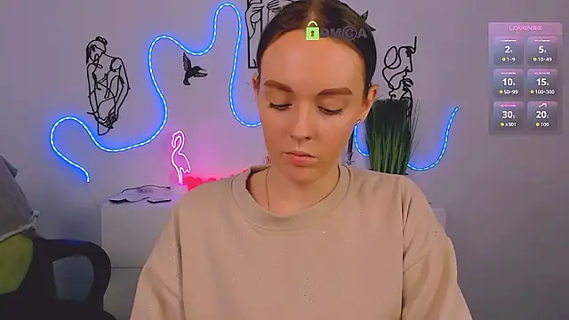 Chat +18 de nicole_muah ao vivo