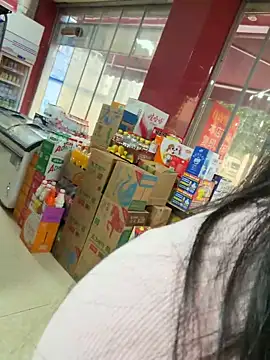 ella-ys 在線直播表演