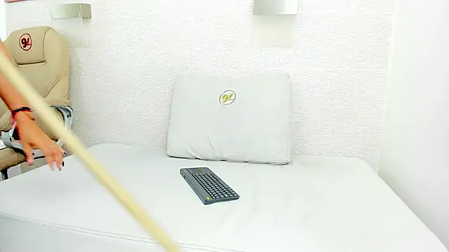 allice_green's Live XXX Chat