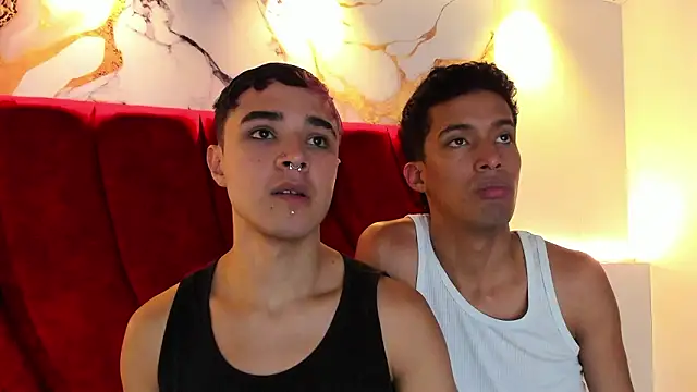 Amellia_brown2n Webbikameraesitys