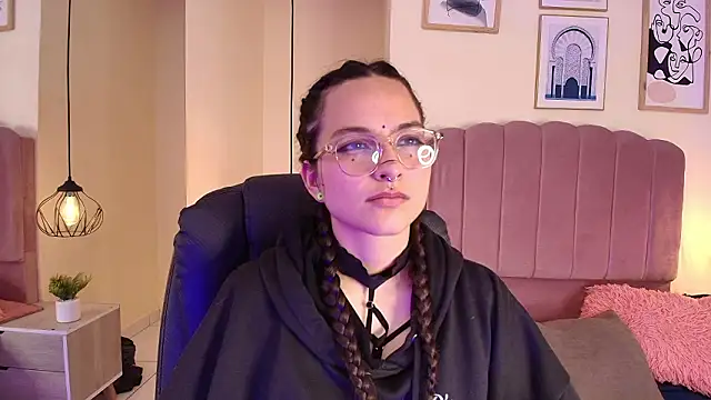 Hanabie_ Adlı Modelin Web Kamerası Şovu