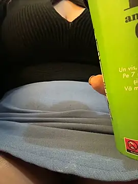 CrazyTori's Live XXX Chat