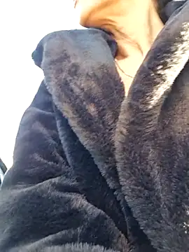 AllanaSquirt 网络视讯表演