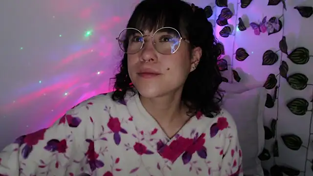 Chat XXX en directo de Hellen_dumont