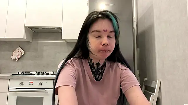 Онлайн чат XXX HighelikeGirl