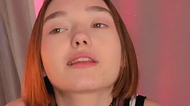 Chat XXX en directo de Leyla_crsh