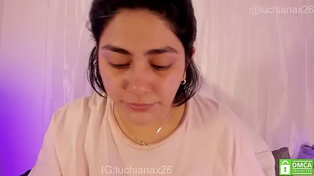 Chat XXX en directo de lucy26_