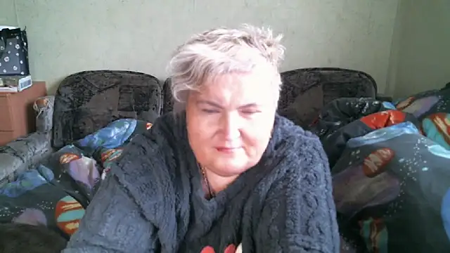 Lana555: онлайн-секс-чат