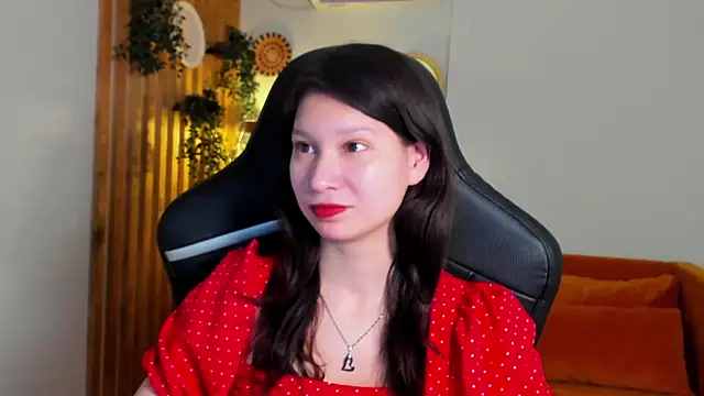 Онлайн чат XXX SaraDenars