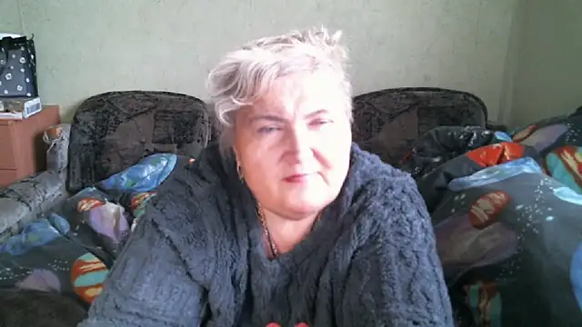 Lana555: онлайн-секс-чат