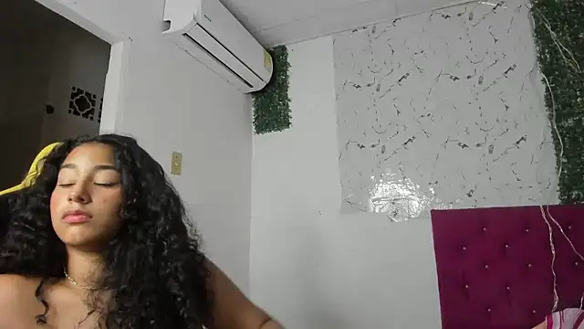 emily_stars1 웹캠 쇼