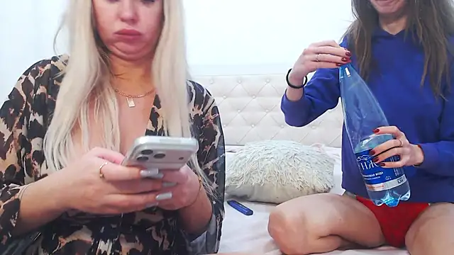 دردشة BarbieDool الجنسية المباشرة