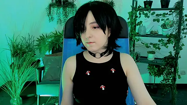 VirtuallVoyant's Live XXX Chat