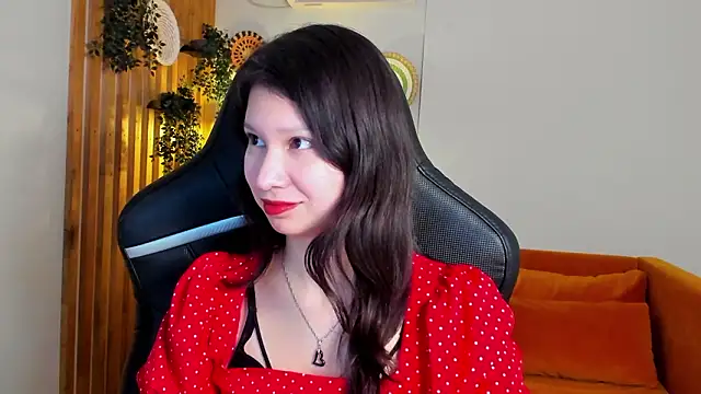 Онлайн чат XXX SaraDenars