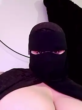 LANA___sexy Adlı Modelin Web Kamerası Şovu