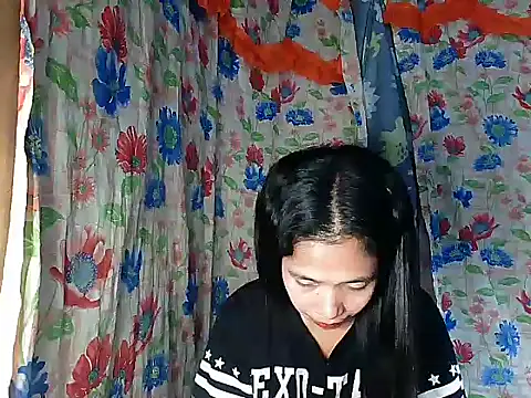 Chat XXX en directo de PinaySkinnyGirl