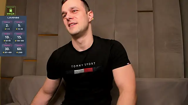 Czat XXX na żywo – BrandonNorris