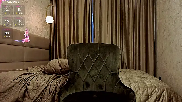 VinnieMaida's Live XXX Chat