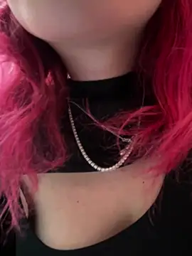 RiriRoseey Adlı Modelin Canlı XXX Sohbeti