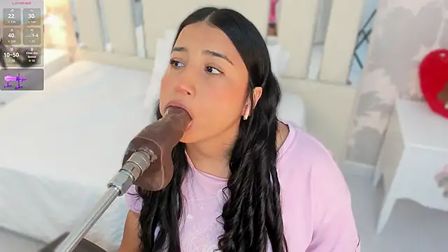 Онлайн чат XXX Miliaangeles