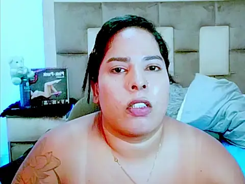 Chatroom XXX en direct de indiantopaz694u