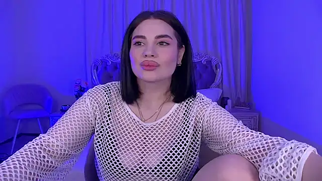 Онлайн чат XXX AdrianaTorres