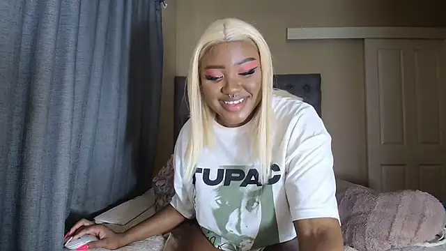 nanababe1 라이브 XXX 채팅