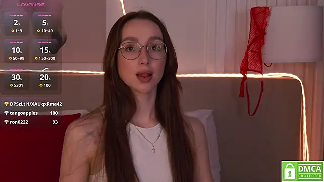 Emily_Simon Adlı Modelin Canlı XXX Sohbeti