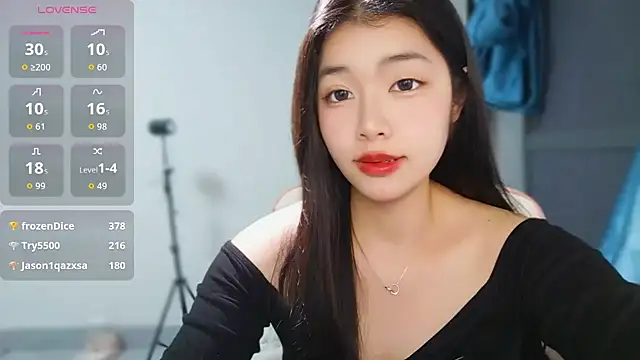 -yaya-777 现场XXX聊天