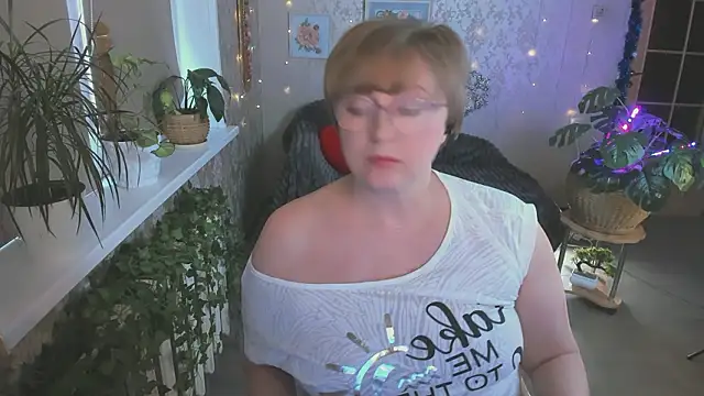 sugar_vivien élő XXX-chatje