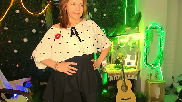 NicoleHitman Live XXX Chat