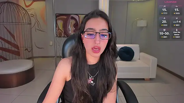 Chat +18 de LarisaSmirnov ao vivo