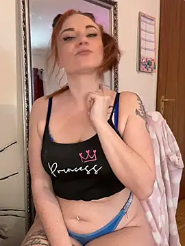 Fiebie_licios Adlı Modelin Canlı XXX Sohbeti